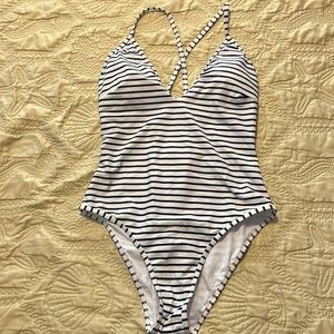 Navy/white striped swimsuit with crossed back